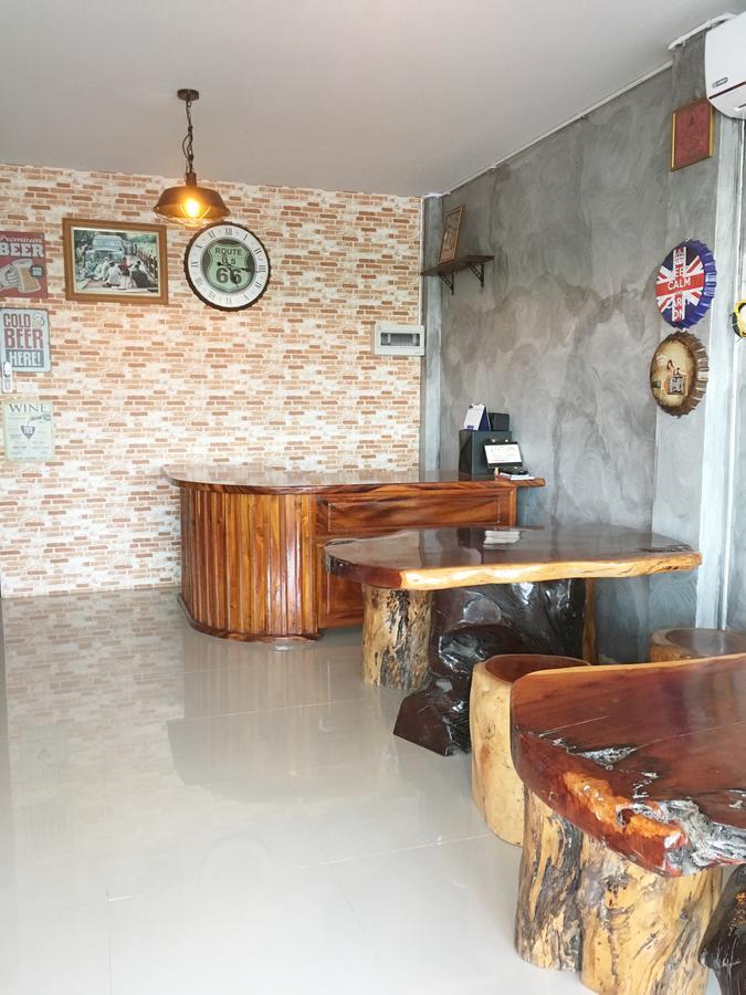 You In House Urt Surathani Airport Сураттхани Экстерьер фото