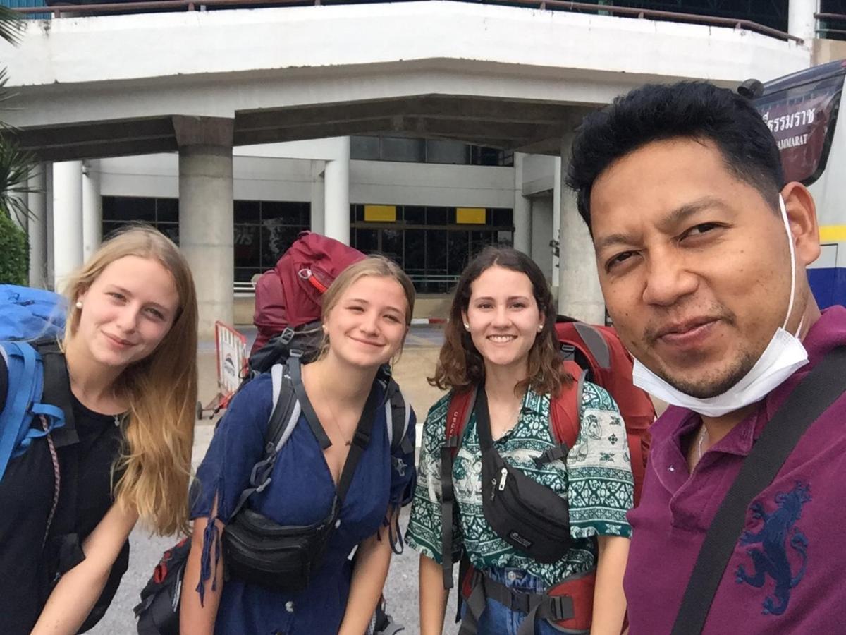 You In House Urt Surathani Airport Сураттхани Экстерьер фото